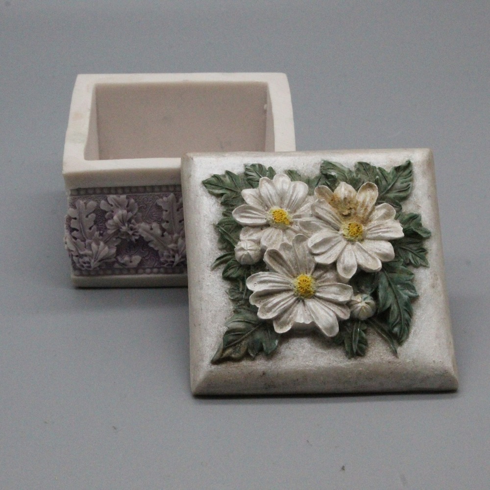 Vintage Floral Trinket Box Daisy White Lavender Square Resin Cottagecore Boho 2"
